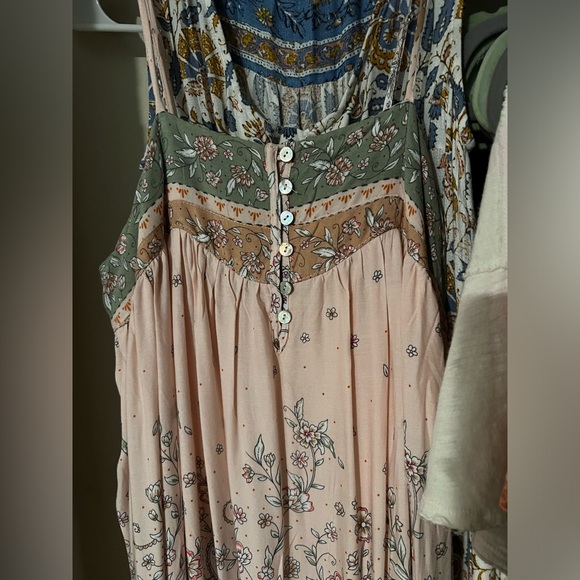 ✨In Loom✨Bohemian Maxi Dress - Picture 4 of 9